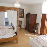 Apartmenthaus Am Schlosspark 3*