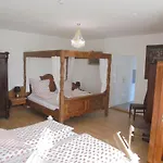 Casa de hóspedes Apartmenthaus Am Schlosspark Schkopau