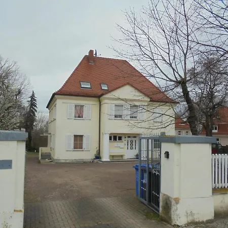 Apartmenthaus Am Schlosspark Affittacamere *