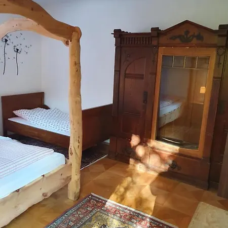 Apartmenthaus Am Schlosspark * Schkopau