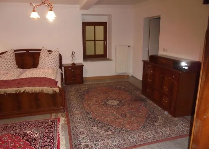Apartmenthaus Am Schlosspark Πανσιόν 3*